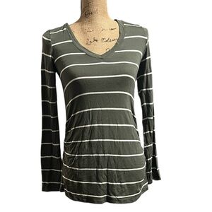 Juniper Lane Maternity Striped Olive Green & White Long Sleeve Tee